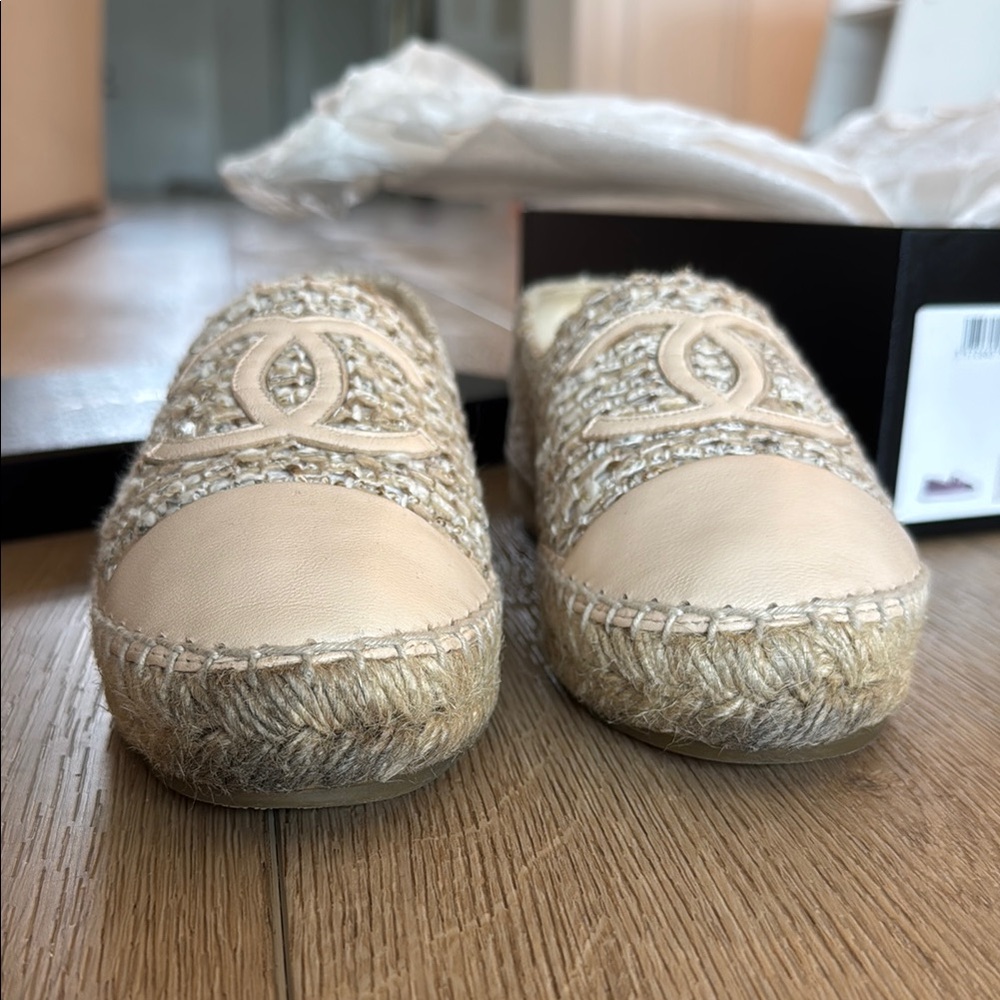 CHANEL Cream Beige Tweed Espadrilles size 37 - Picture 6 of 13